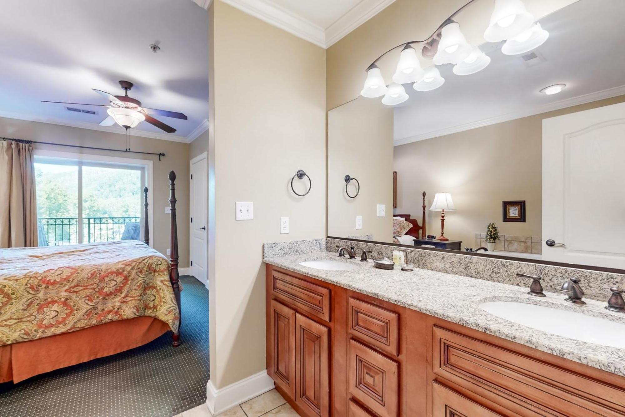 Summit Manor Unit B3062 Appartement